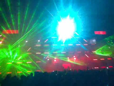 WISH Outdoor 2009, Afsluiting (vuurwerk) dedicated stage, The Geminizers