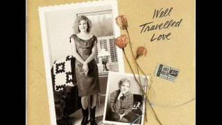 Kelly Willis ~  Looking For Someone Like You