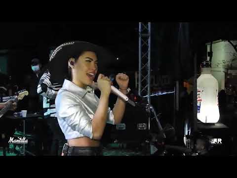 @AnaDelCastillo_   + La Cachera (Live )