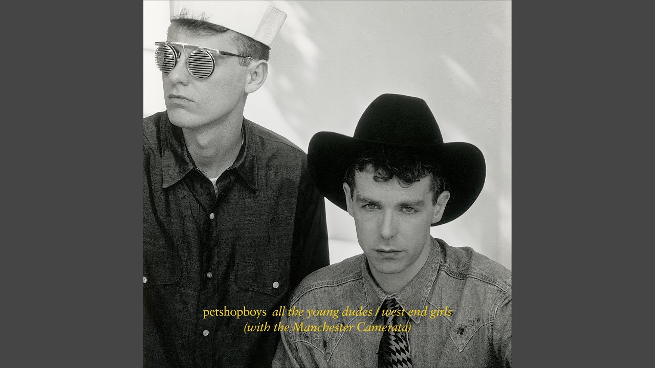 Portada de All the young dudes / West End girls (with the Manchester Camerata) (feat. Manchester Camerata)