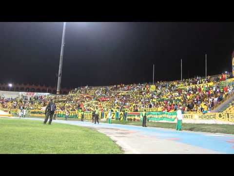 "En El Estadio Donde Juega El CARTACHO - SALIDA RAVN" Barra: Rebelión Auriverde Norte &bull; Club: Real Cartagena
