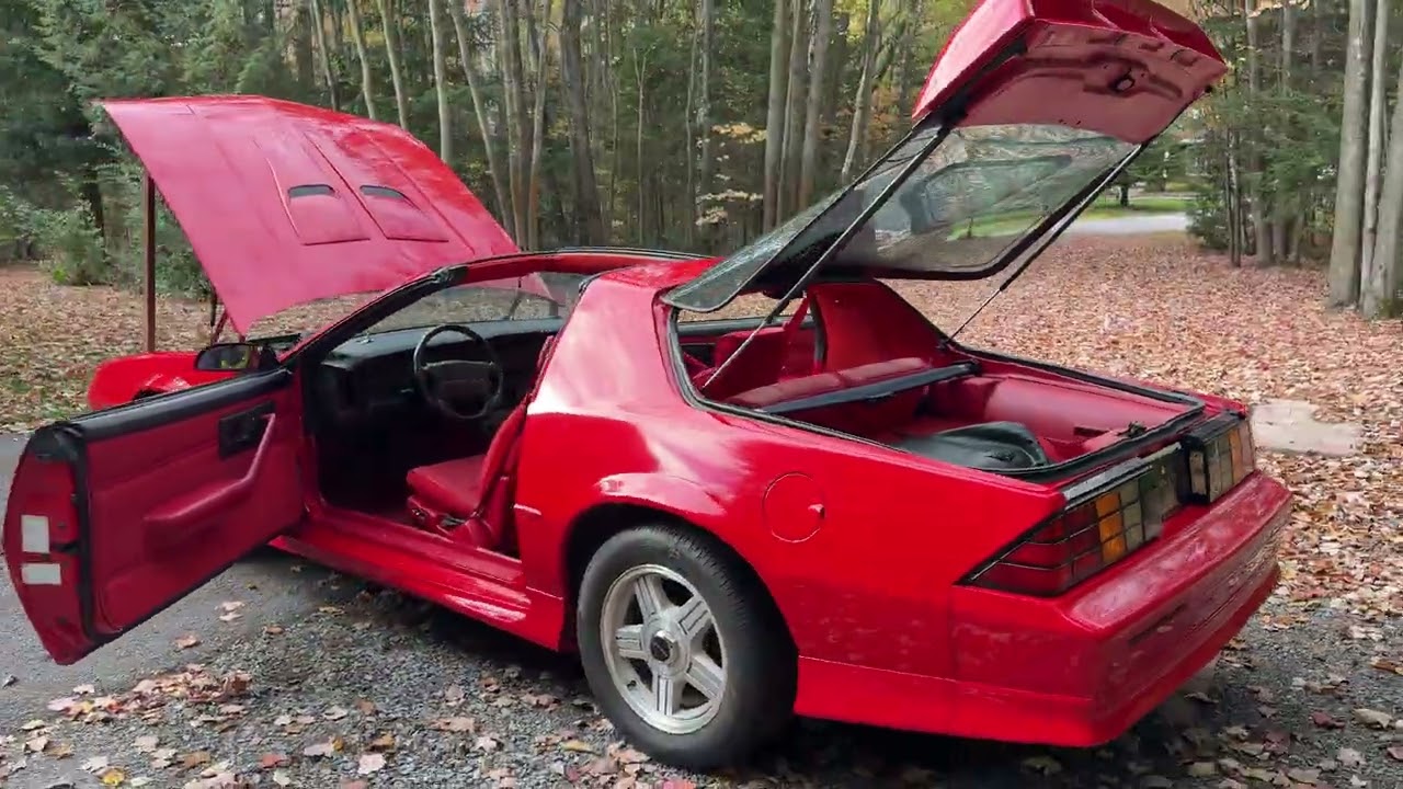 **SOLD by CCC AUCTION** Sub-26K km 1992 Chevrolet Camaro Z28 25th Anniversary