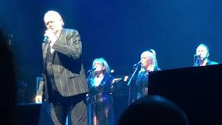 70 year old John Farnham gives a vocal masterclass - Love to Shine