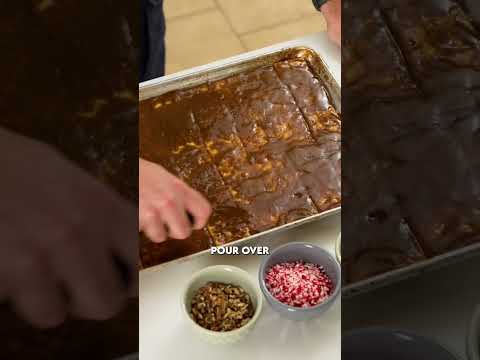 How to make ‘Christmas Crack’ 🎄 🤤 #shorts