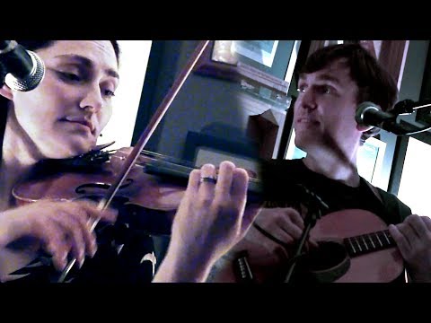 ZOE CONWAY & JOHN MC INTYRE ‘FAOISEAMH A GHEOBHADSA’, THE BLACK GATE, GALWAY 2019.