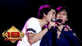 Download lagu Live Konser !! Eross Sheila On 7 - Perhatikan Rani Medley Pria Kesepian mp3 Download lagu Live Konser !! Eross Sheila On 7 - Perhatikan Rani Medley Pria Kesepian mp3