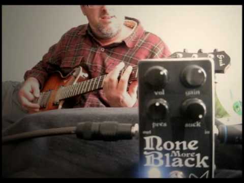 Menatone - None More Black  (high gain distortion pedal)