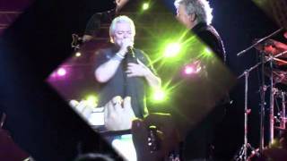 AIR SUPPLY -WHAT BECOMES OF THE BROKEN HEARTED.