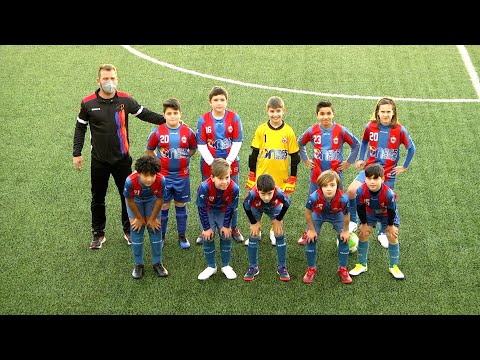The under-12s begin the 8-a-side football season at the Emilio Cózar stadium.