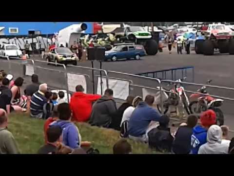 Bug Jam 27: Terry Grant Juke 2-wheel Fail