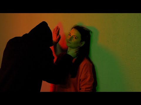 Trust the Owl - Nanana (prod. 2M4CH) [OFFICIAL GIF VIDEO]