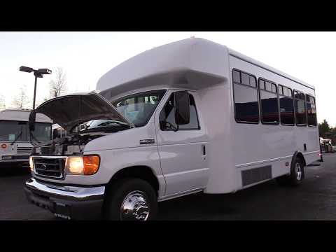 2006 Ford Starcraft 20 Passenger Shuttle Bus - S93566