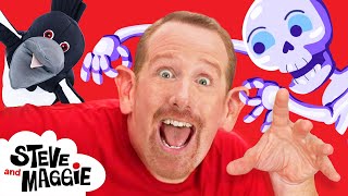 Halloween Spooky Monster Maze Party for Kids with Steve and Maggie | It´s Halloween | Wow English TV