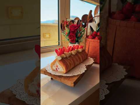 Strawberry tiramisu roll🍓❤️ #abirzkitchen