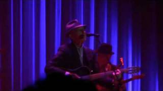 Manchester (M.E.N. Arena), I Tried to Leave you, Leonard cohen ,