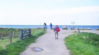 preview picture of video 'Auf dem Weg zum Strand von Westermarkelsdorf auf der Insel Fehmarn'