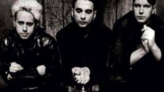 depeche mode The Bottom Line subtitulada