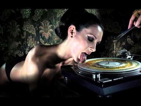 Tristan Garner & Gregori Klosman vs Nicky Romero - Bounce 303 (Al Brook Bootleg)