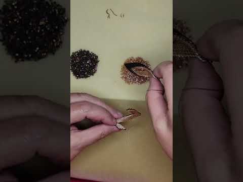 how to end folded peyote earring