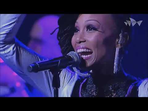 Chic (Nile Rodgers) : Spacer (HQ) Live Sydney Opera House #shaymcn