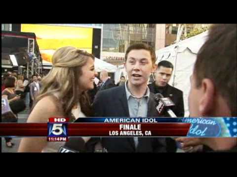 Lauren Alaina & Scotty McCreery interviewed after performing in the AI Final two.