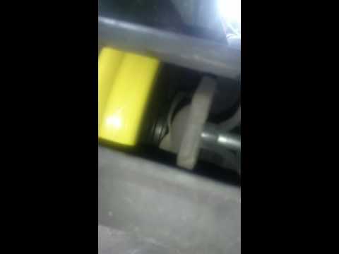Clutch chatter sound from SRT4.