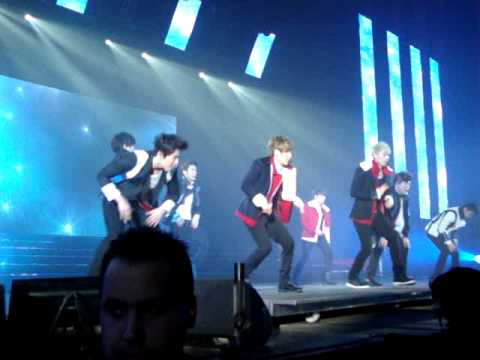 120406 Super Junior - A Man In Love