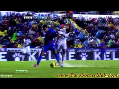 Angel scores for Levante 1-1 Real Madrid