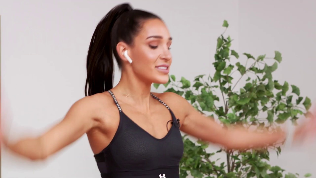 Kayla Itsines 30-Minute No-Equipment Cardio Workout - YouTube