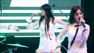 Nine Muses 나인뮤지스 - Moon Hyuna 문현아 standing up for her girls!