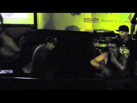 ATRII.1 2-4 Cadete Vs Capone