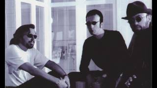 Bee Gees - Loose Talk Costs Lives  2001