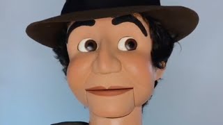 Detective Sam Suede - WOODEN HEARTTHROB!🕵🏼 #shorts