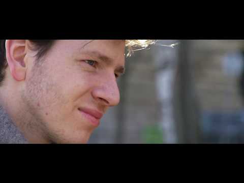 Akadémiai papírszeletek