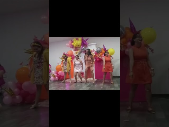 Vídeo relacionado con EXAOMBLE Juego de Cartas para Despedida de Soltera 20 Piezas en Papel Blanco, Interactivo y Divertido para Fiestas y Ambiente Nupcial