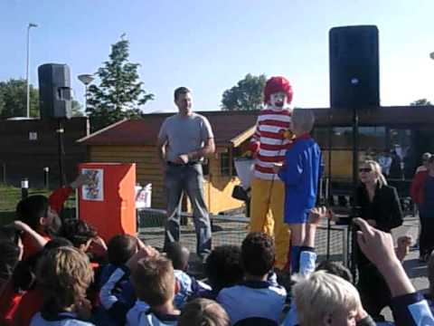 BVCB E8 FORUM SPORT JEUGD TOERNOOI 2011 RONALD MC DONALD KYLIAN