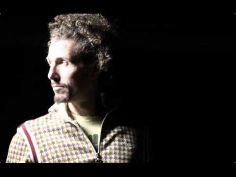 Josh Wink - Higher State Of Consciousness (Eyes In The Circle Of Life Remix By Mathew Jonson)  (Cut)