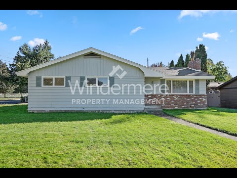 4 Bed 2 Bath Rancher Original Hardwood Floors Corner lot 2400 Sq/Ft of space property video