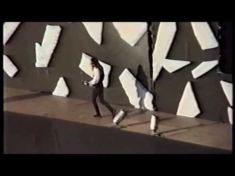 9. Anarchy-X / Revolution Calling [Queensrÿche - Live in Oakland 1991/10/12]