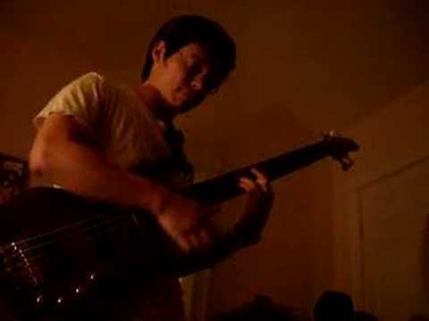 Lemons and Grapefruits Bass solo by Louis Ochoa
