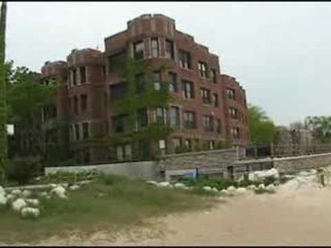 The Breakers, Rogers Park condos on the beach