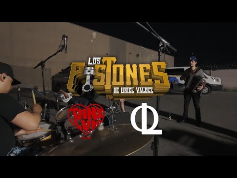 Los Pistones De Uriel Valdez - Y Llegaste Tu
