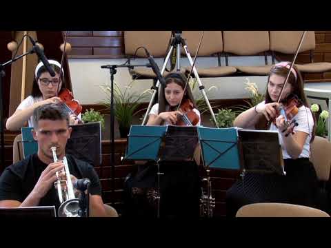 Iată, El vine pe nori