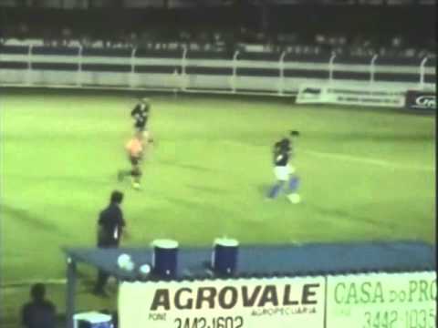 Celinho - Zagueiro