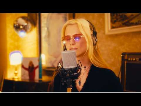 AISTÈ - SUGRĮŽK (HIPERBOLĖ)