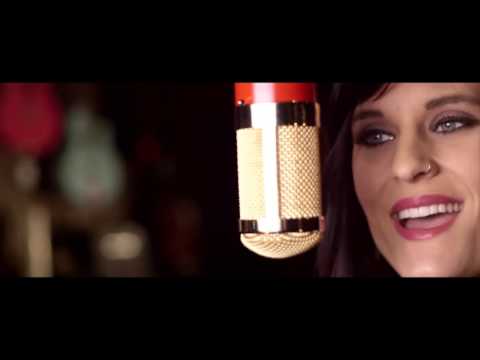 Look At Me Now feat. Ashley Morgan (Official Video) Mike Hill / Love & War