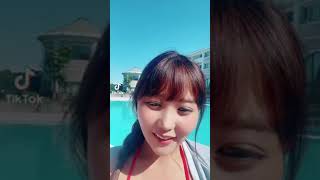 Download lagu Japanese girl showed how BIG the swimming pool mp3