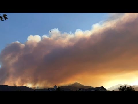 Huge Wildfire Raging, Black Ash Cloud Engulfs Athens, Greece! Uncontrolled Fire!