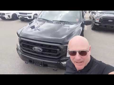 2022 Ford F-150 XLT 4WD SuperCrew 5.5' Box in Agate Black Metallic for sale at Kitchener Chrysler Dodge Jeep Ram in Kitchener, ON