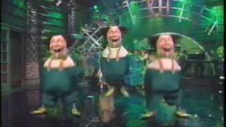 Stephanie J Block and Kendra Kassebaum perform One Short Day on The Tonight Show